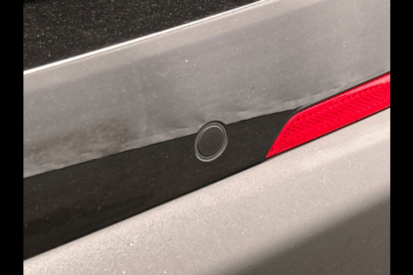 BMW iX1 XDrive30 Launch Edition 67 kWh | Carplay | SOH 99.6% | Leder | Harman/Kardon | Head-up display | Camera |