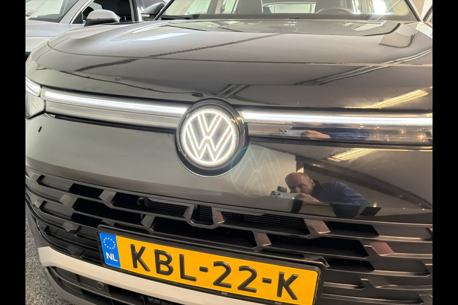 Volkswagen Tayron 1.5 eTSI 150PK DSG LIFE 7-PERSOONS/TREKHAAK/FABRIEKSGARANTIE