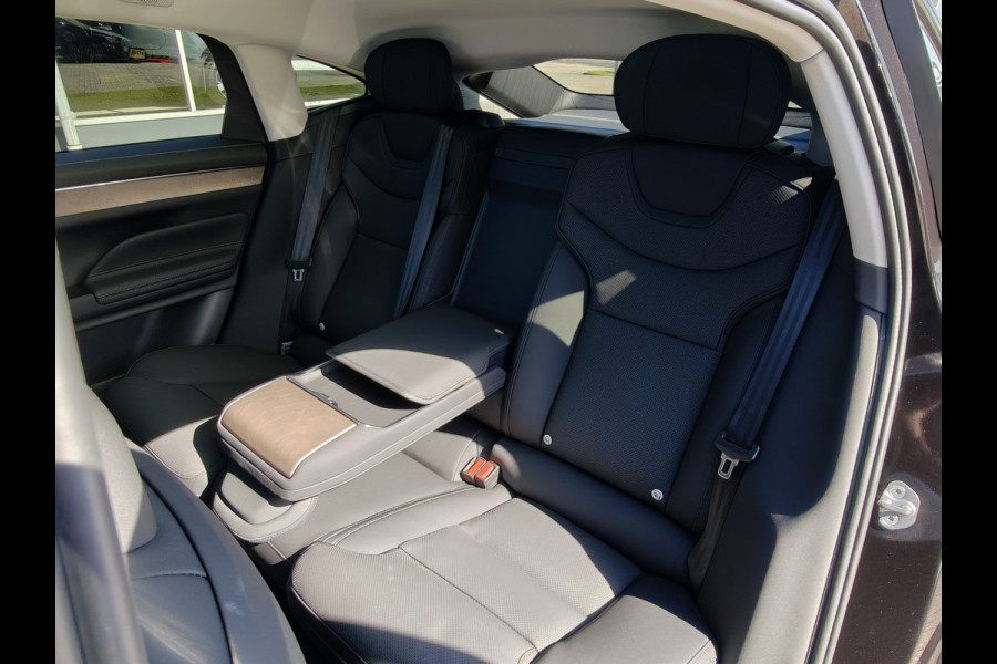 Volvo ES90 Single Motor Extended Range Ultra 92 kWh | Climate | Pilot Assist | B&W | 22"LMV | Getint glas |