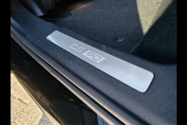 Volvo ES90 Single Motor Extended Range Ultra 92 kWh | Climate | Pilot Assist | B&W | 22"LMV | Getint glas |