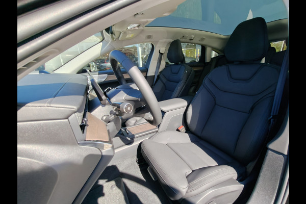 Volvo ES90 Single Motor Extended Range Ultra 92 kWh | Climate | Pilot Assist | B&W | 22"LMV | Getint glas |