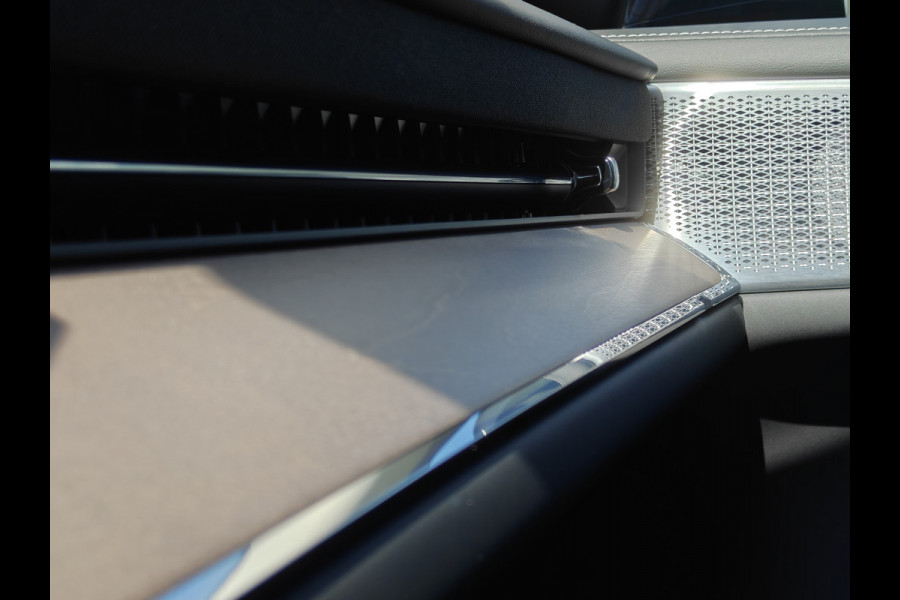 Volvo ES90 Single Motor Extended Range Ultra 92 kWh | Climate | Pilot Assist | B&W | 22"LMV | Getint glas |