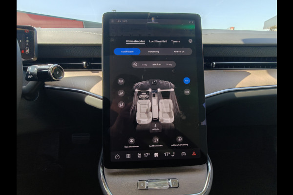 Volvo ES90 Single Motor Extended Range Ultra 92 kWh | Climate | Pilot Assist | B&W | 22"LMV | Getint glas |