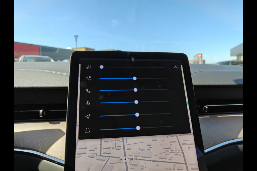 Volvo ES90 Single Motor Extended Range Ultra 92 kWh | Climate | Pilot Assist | B&W | 22"LMV | Getint glas |