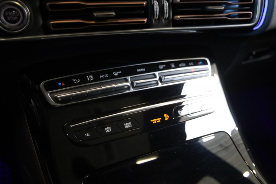 Mercedes-Benz EQC 400 4MATIC AMG 80 kWh NAP HEAD-UP 360 Camera BLIS BURMS TREKHAAK Schuifldak LEASE V/A € 223,- P.M. INRUIL MOG