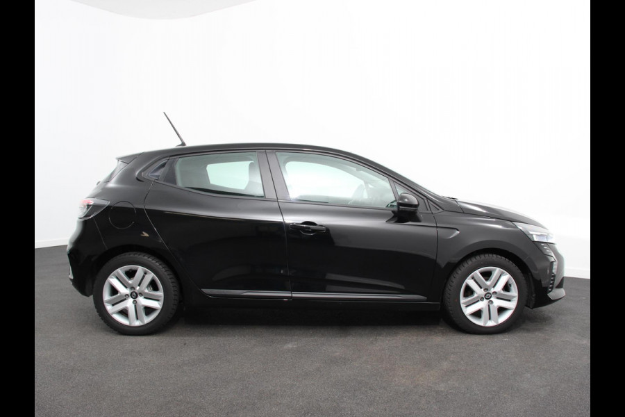 Renault Clio 1.0 TCe 90 Evolution Climate control Cruise control Camera Parkeersensoren achter Verwarmde voorstoelen Stuurverwarming LED Trekhaak Apple Carplay/ Android Auto