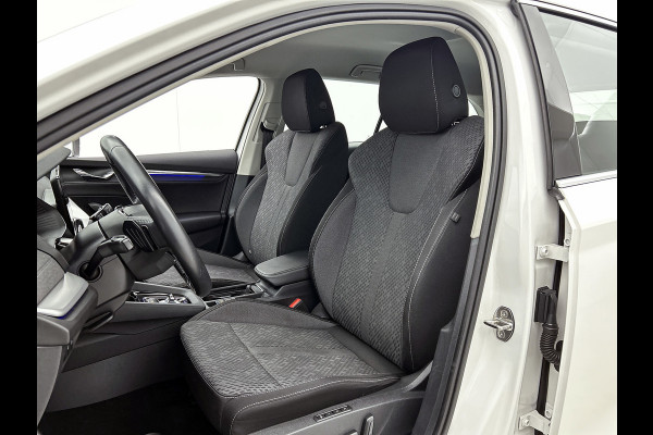 Škoda Octavia Combi 1.4 TSI iV PHEV Sportline Business(Goed OnderH, Carplay/ Android, Camera, Elektrische Stoelen, StoelV, Etc)
