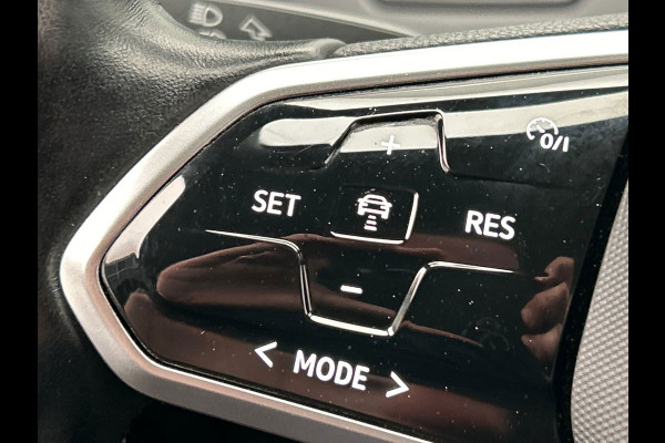 Volkswagen ID.3 Life 58 kWh | Origineel Nederlands | SOH 91.38% | Carplay | Adaptive-cruise | Stoelverwarming |