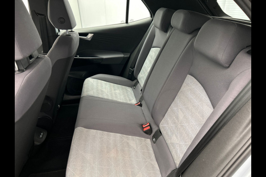 Volkswagen ID.3 Life 58 kWh | Origineel Nederlands | SOH 91.38% | Carplay | Adaptive-cruise | Stoelverwarming |