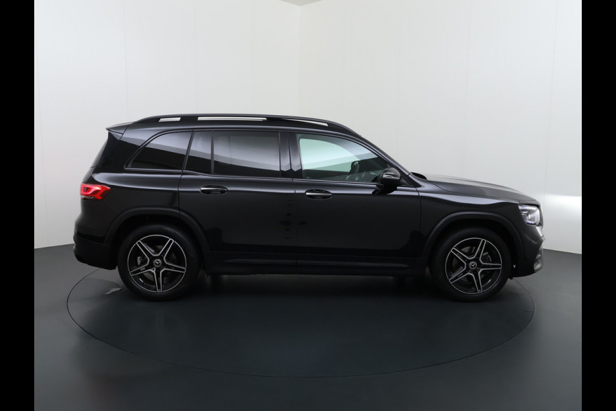 Mercedes-Benz Glb 180 AMG line | Pano Sound Keyless Memory