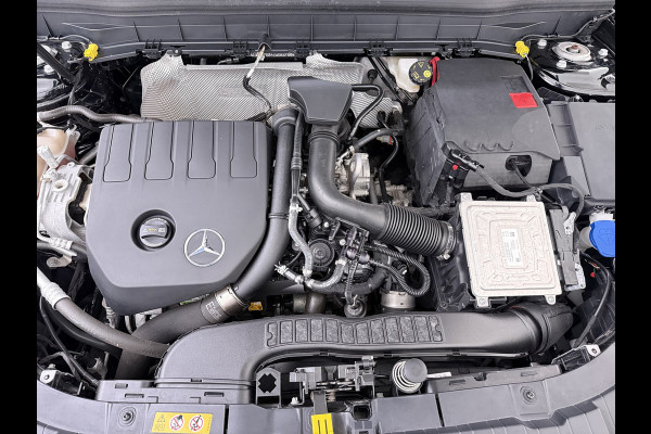 Mercedes-Benz Glb 180 AMG line | Pano Sound Keyless Memory