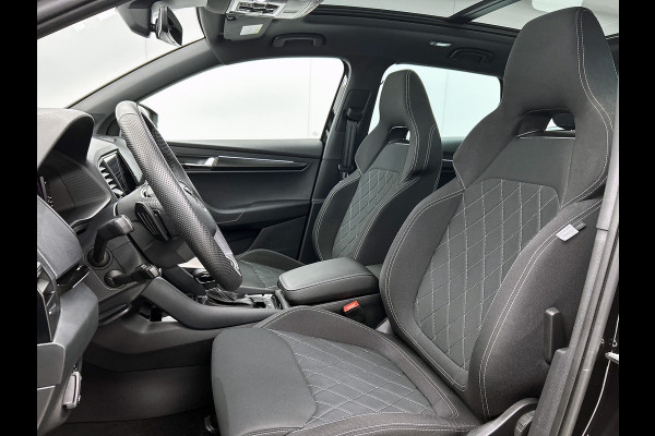 Škoda Karoq 1.5 TSI ACT Sportline Business | PANORAMADAK | 360 CAMERA | WINTERPACK | KEYLESS | NAVI | ELEKTR. ACHTERKLEP