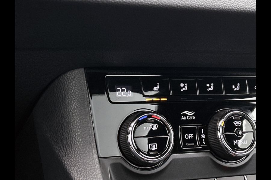Škoda Karoq 1.5 TSI ACT Sportline Business | PANORAMADAK | 360 CAMERA | WINTERPACK | KEYLESS | NAVI | ELEKTR. ACHTERKLEP