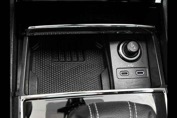 Škoda Karoq 1.5 TSI ACT Sportline Business | PANORAMADAK | 360 CAMERA | WINTERPACK | KEYLESS | NAVI | ELEKTR. ACHTERKLEP