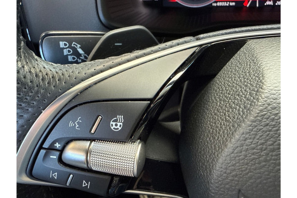 Škoda Karoq 1.5 TSI ACT Sportline Business | PANORAMADAK | 360 CAMERA | WINTERPACK | KEYLESS | NAVI | ELEKTR. ACHTERKLEP