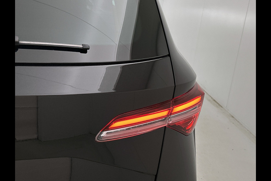 Škoda Karoq 1.5 TSI ACT Sportline Business | PANORAMADAK | 360 CAMERA | WINTERPACK | KEYLESS | NAVI | ELEKTR. ACHTERKLEP