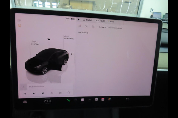Tesla Model Y RWD 58 kWh | 43.000 KM | SOH 92,8% | AutoPilot | Panorama - Dak | WORDT VERWACHT!
