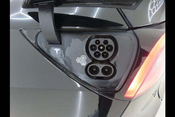 Tesla Model Y RWD 58 kWh | 43.000 KM | SOH 92,8% | AutoPilot | Panorama - Dak | WORDT VERWACHT!
