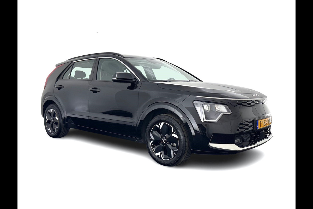 Kia Niro EV DynamicLine 64.8 kWh [ 3-Fase-11kW] {SOH-100%} (INCL-BTW) *LEATHER-FABRIC | ADAPTIVE-CRUISE | DIGI-COCKPIT | KEYLESS | CAMERA | DAB | COMFORT-SEATS | SHIFTPADDLES | ECC | PRIVACY-GLASS | PDC | 17''ALU*