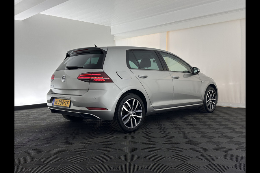 Volkswagen e-Golf E-DITION (INCL-BTW) *HEATPUMP | LEATHER | ADAPTIVE-CRUISE | FULL-LED | DYNAUDIO | DIGI-COCKPIT | NAVI-FULLMAP | CAMERA | KEYLESS | AMBIENT-LIGHT | DAB | ECC | CCS-FASTLOADER | PDC | 17''ALU*