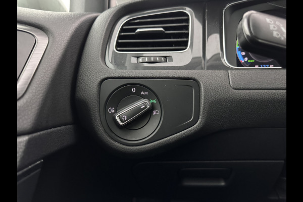 Volkswagen e-Golf E-DITION (INCL-BTW) *HEATPUMP | LEATHER | ADAPTIVE-CRUISE | FULL-LED | DYNAUDIO | DIGI-COCKPIT | NAVI-FULLMAP | CAMERA | KEYLESS | AMBIENT-LIGHT | DAB | ECC | CCS-FASTLOADER | PDC | 17''ALU*