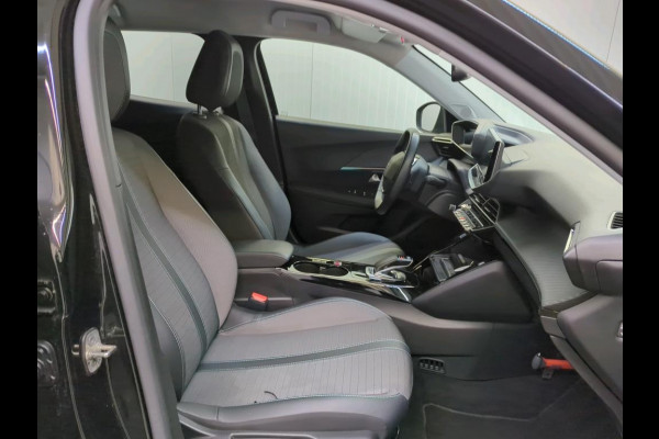 Peugeot e-2008 EV Allure Pack 50 kWh | 46.700 KM | Pack Drive | 3D Navigatie | Stoelverwarming | WORDT VERWACHT