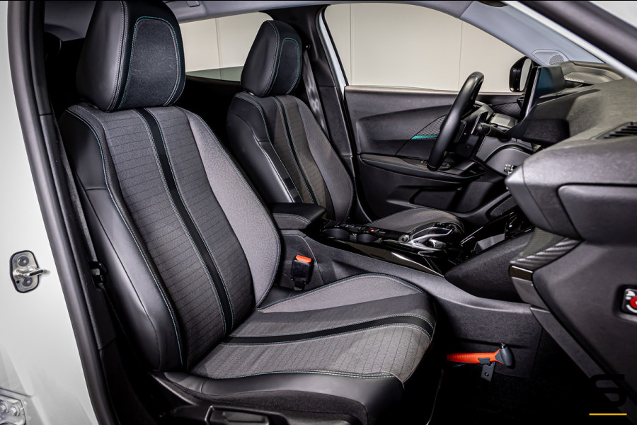 Peugeot 2008 1.2 PureTech Allure Pack|NAP|Trekhaak|Cam|CarPlay