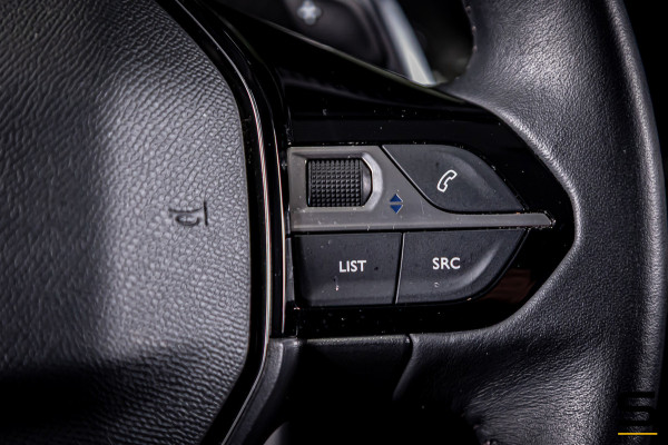 Peugeot 2008 1.2 PureTech Allure Pack|NAP|Trekhaak|Cam|CarPlay