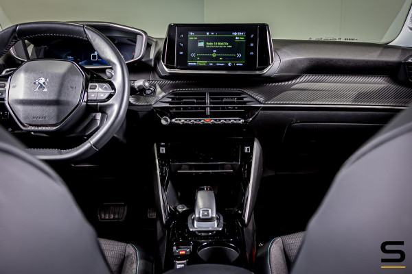 Peugeot 2008 1.2 PureTech Allure Pack|NAP|Trekhaak|Cam|CarPlay
