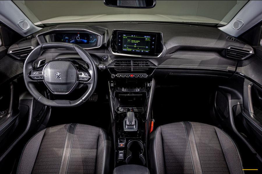 Peugeot 2008 1.2 PureTech Allure Pack|NAP|Trekhaak|Cam|CarPlay