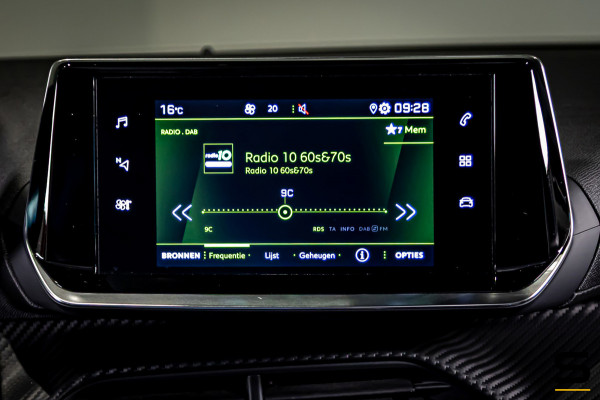 Peugeot 2008 1.2 PureTech Allure Pack|NAP|Trekhaak|Cam|CarPlay