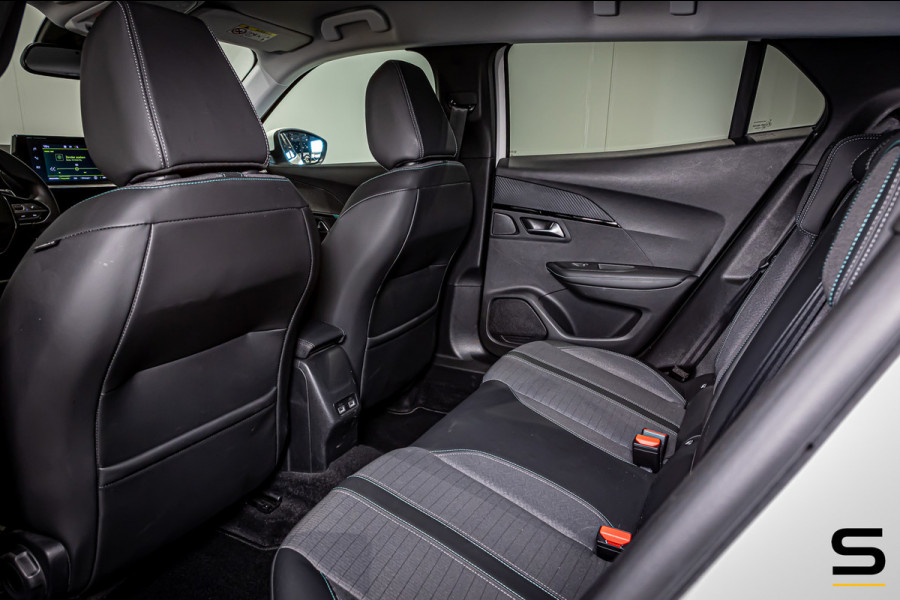 Peugeot 2008 1.2 PureTech Allure Pack|NAP|Trekhaak|Cam|CarPlay