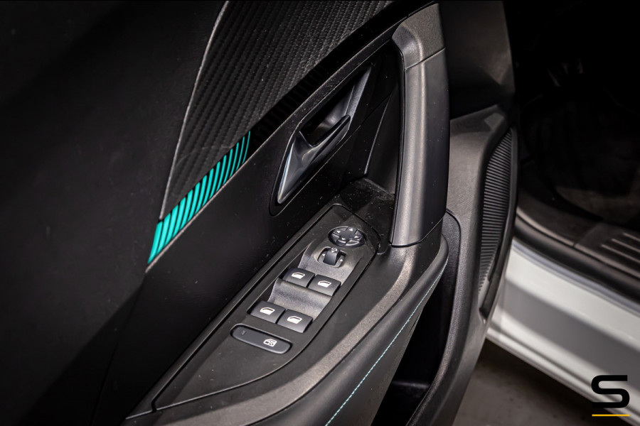 Peugeot 2008 1.2 PureTech Allure Pack|NAP|Trekhaak|Cam|CarPlay