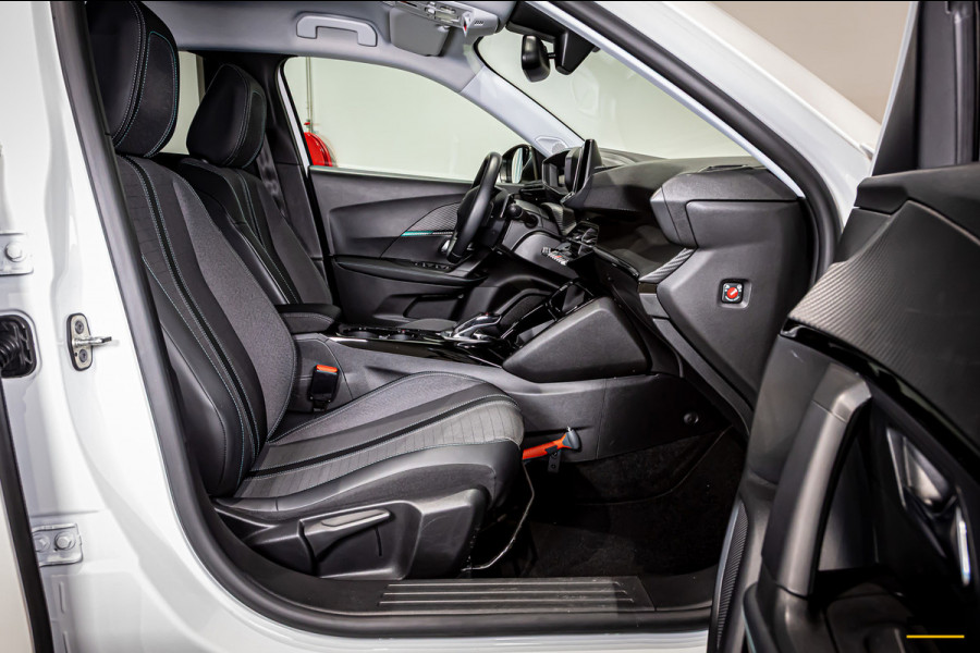 Peugeot 2008 1.2 PureTech Allure Pack|NAP|Trekhaak|Cam|CarPlay