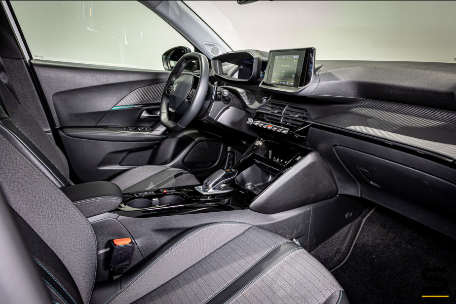 Peugeot 2008 1.2 PureTech Allure Pack|NAP|Trekhaak|Cam|CarPlay