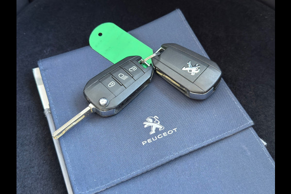 Peugeot 3008 1.2 PureTech Crossway / Schuifdak / 2020 !