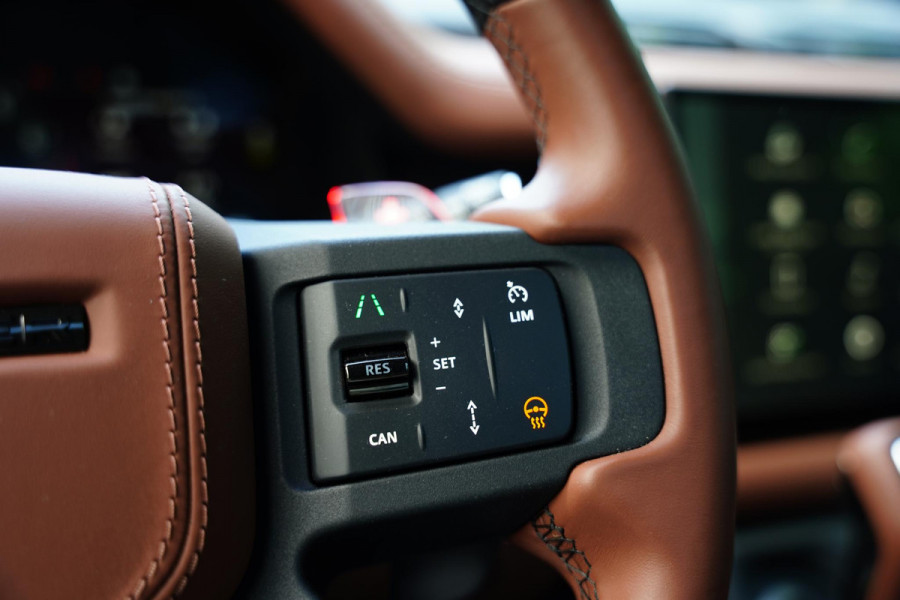 Land Rover Defender 110 P 635 Octa 4.4 Edition One