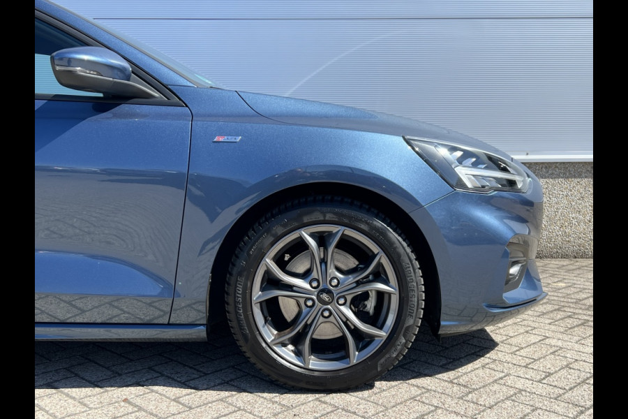Ford FOCUS Wagon 1.0 EBH ST LINE. X Winterpack / Headup / LED