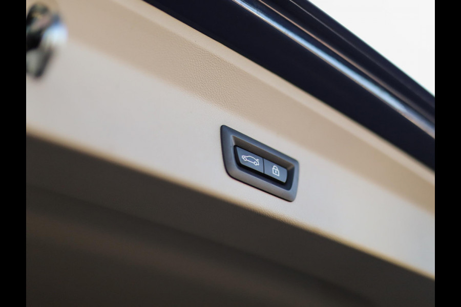 BMW X3 xDrive30e High Executive | 360° Camera | Pano | Leder