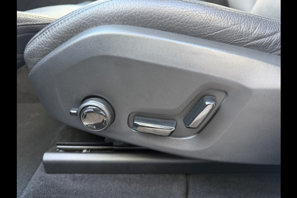 Volvo XC60 2.0 T5 Inscription Automaat Leder Memory Seats Stoelverwarming Trekhaak Carplay Cruise Navigatie