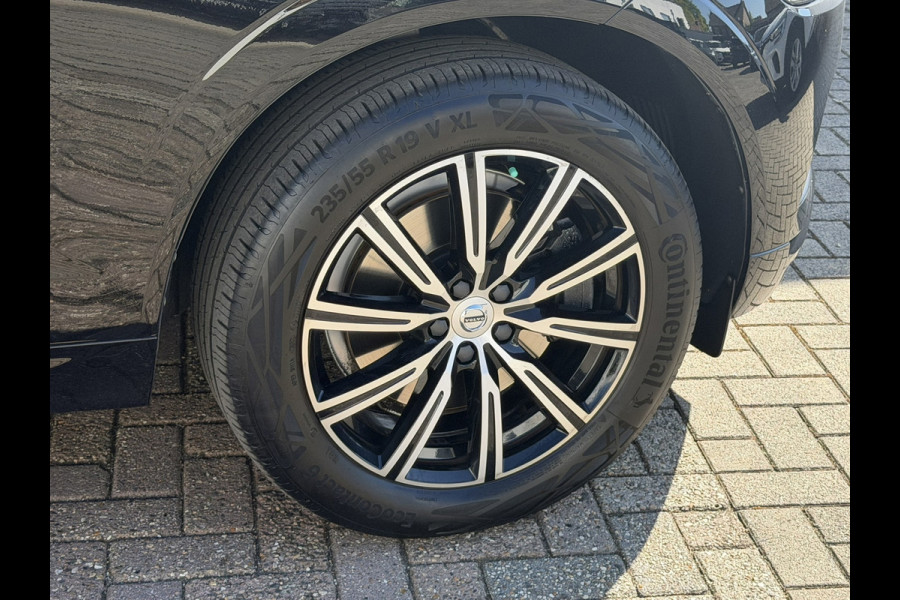 Volvo XC60 2.0 T5 Inscription Automaat Leder Memory Seats Stoelverwarming Trekhaak Carplay Cruise Navigatie