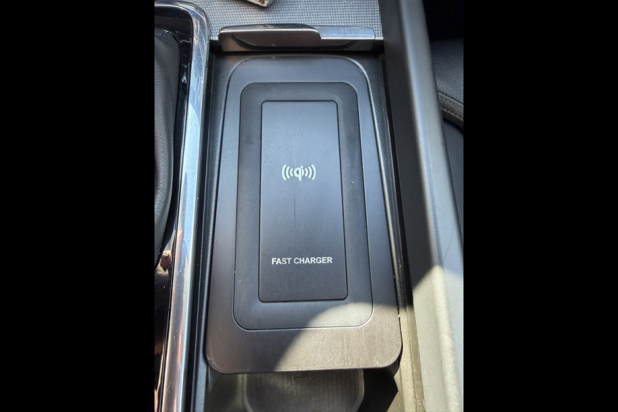 Volvo XC60 2.0 T5 Inscription Automaat Leder Memory Seats Stoelverwarming Trekhaak Carplay Cruise Navigatie