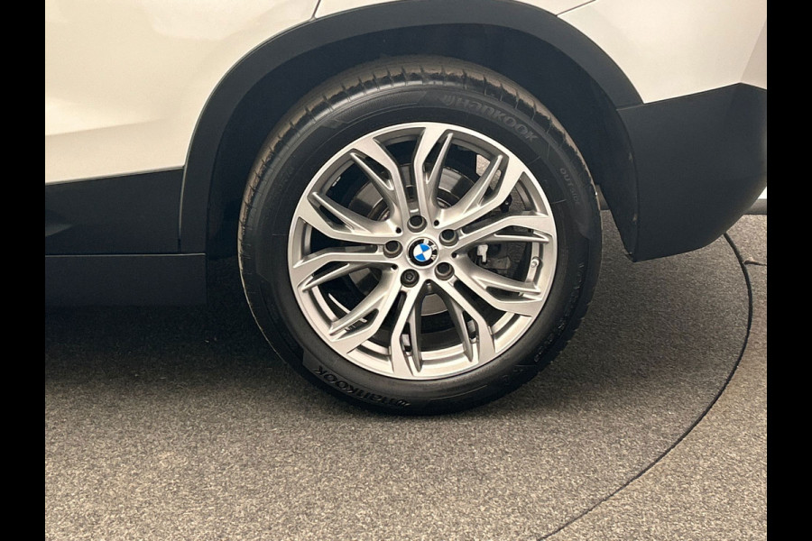 BMW X2 SDrive20i High Executive Automaat | Trekhaak | Navigatie | Climate-control | Cruise-control | Stoelverwarming |