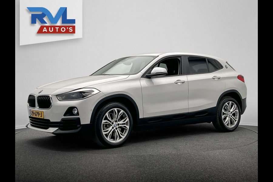 BMW X2 SDrive20i High Executive Automaat | Trekhaak | Navigatie | Climate-control | Cruise-control | Stoelverwarming |