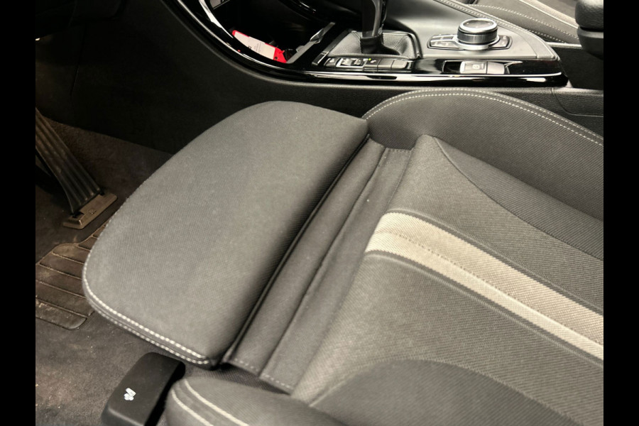 BMW X2 SDrive20i High Executive Automaat | Trekhaak | Navigatie | Climate-control | Cruise-control | Stoelverwarming |