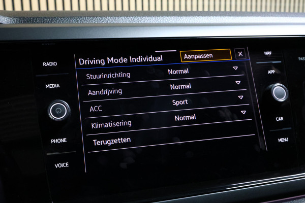 Volkswagen Polo 1.0 TSI R-Line Business AVM DSG CARPLAY ACC PANO CAMERA CLIMA '22