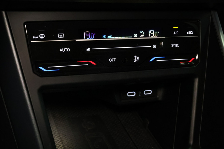 Volkswagen Polo 1.0 TSI R-Line Business AVM DSG CARPLAY ACC PANO CAMERA CLIMA '22