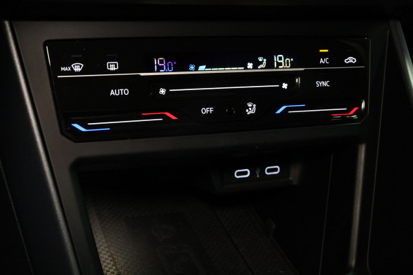 Volkswagen Polo 1.0 TSI R-Line Business AVM DSG CARPLAY ACC PANO CAMERA CLIMA '22