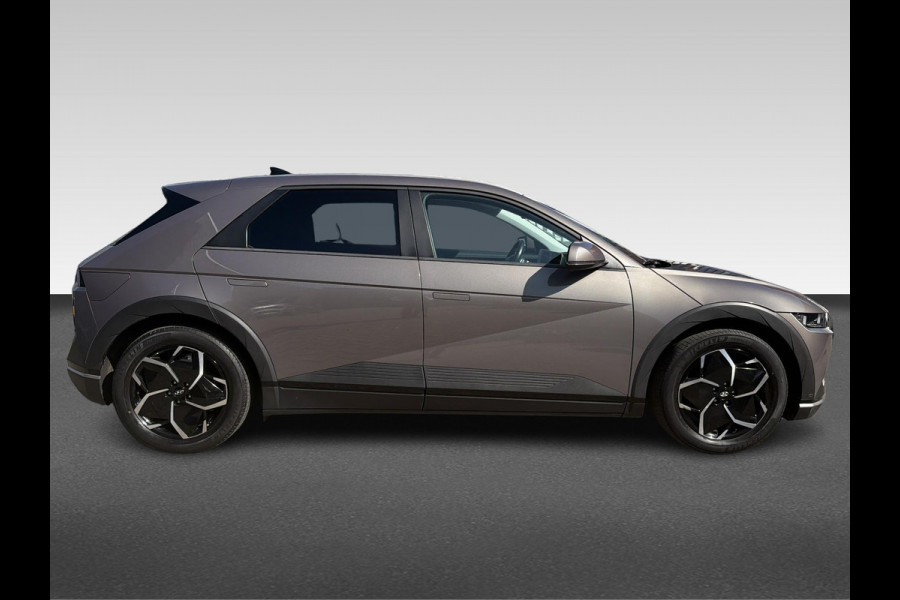Hyundai IONIQ 5 Connect+ 73kWh Incl. Warmtepomp | Elektrisch verstelbare voorstoelen | Lederen bekleding