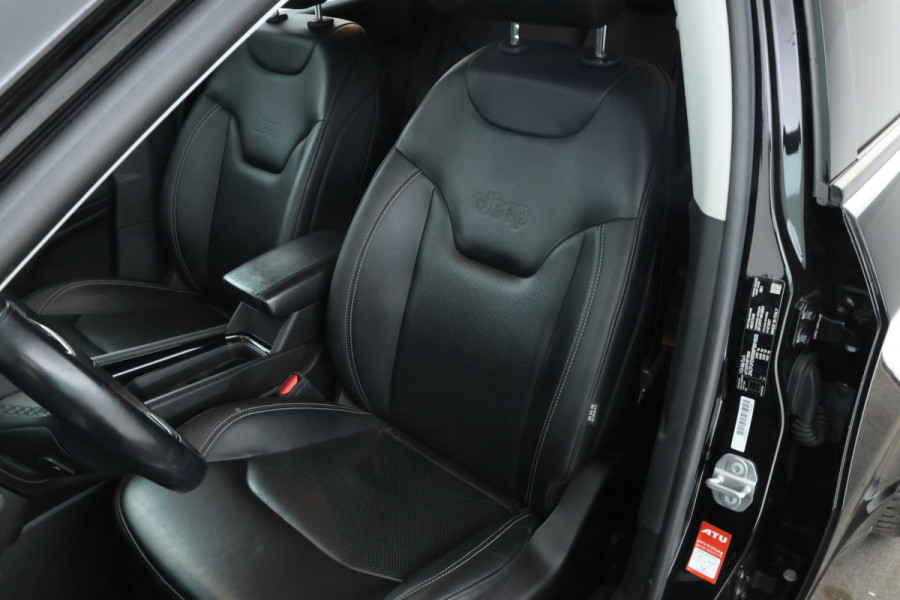 Jeep Compass 4xe 240 Plug-in Hybrid Electric 80th Anniversary Trekhaak, Automaat, Full Black!